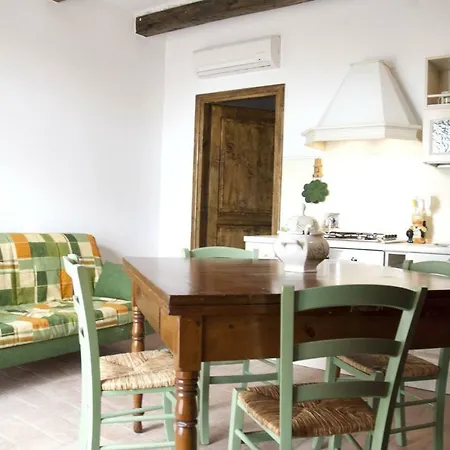 Dolce Hotel apartamentowy Campiglia Marittima